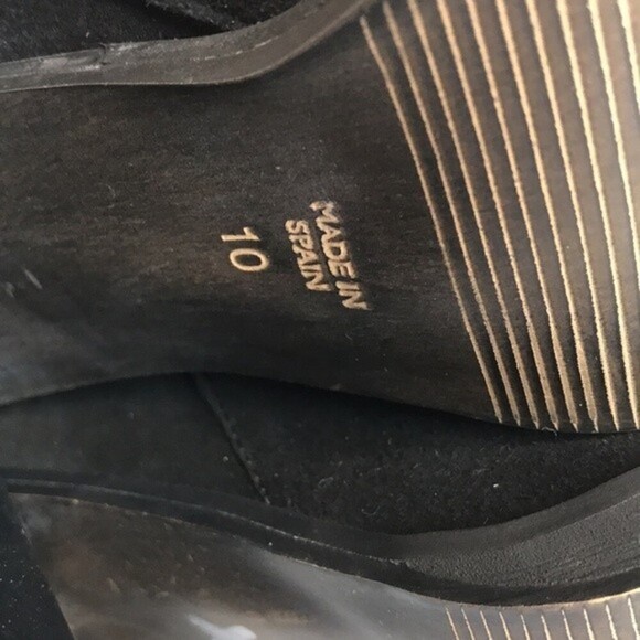 Black suede chunky ankle boots with fringe tassels made in Spain size 10 - Picture 10 of 11